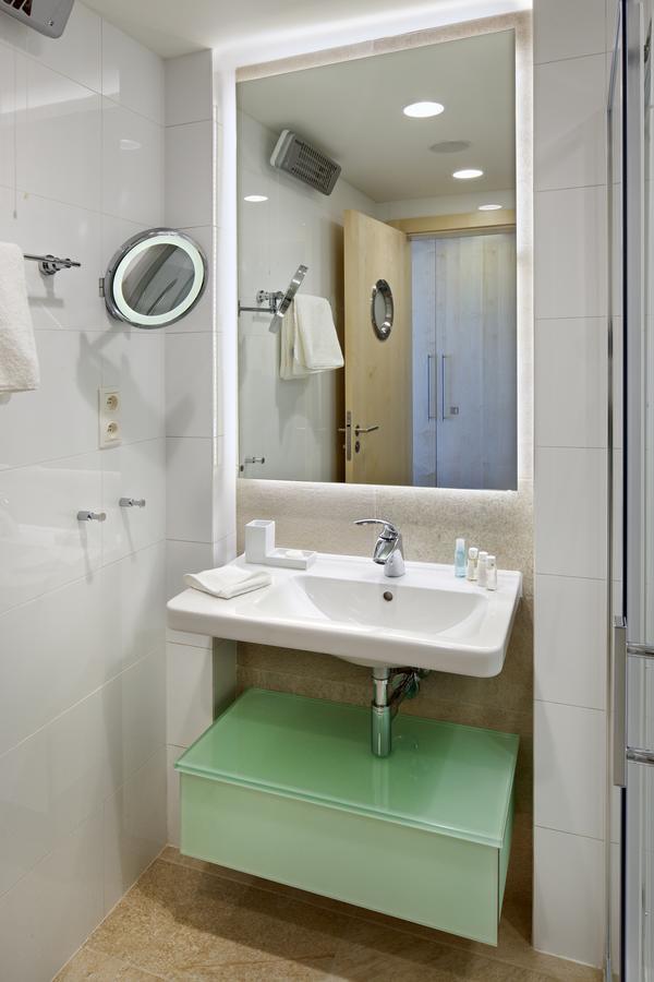 Hotel Erwin Junker Holice Ngoại thất bức ảnh